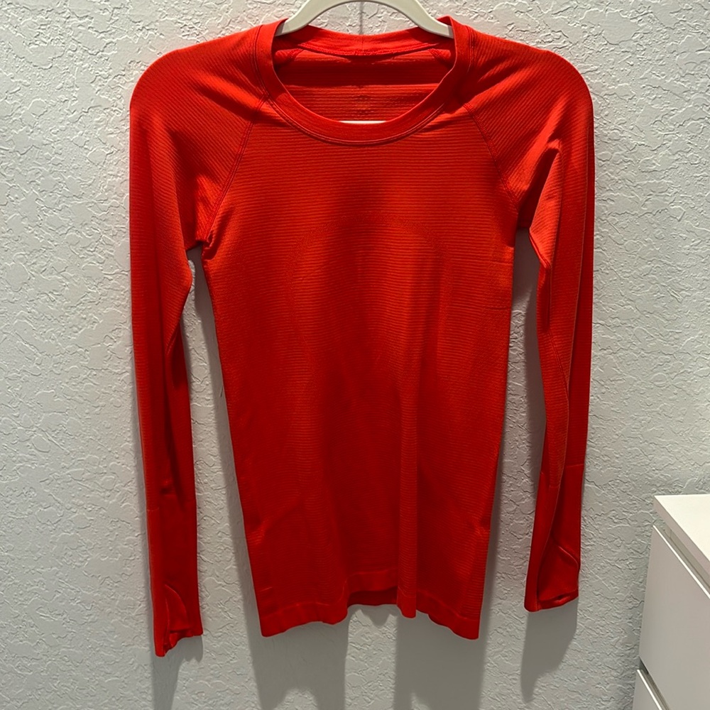 lululemon swiftly tech long sleeve full length carnation red size 4